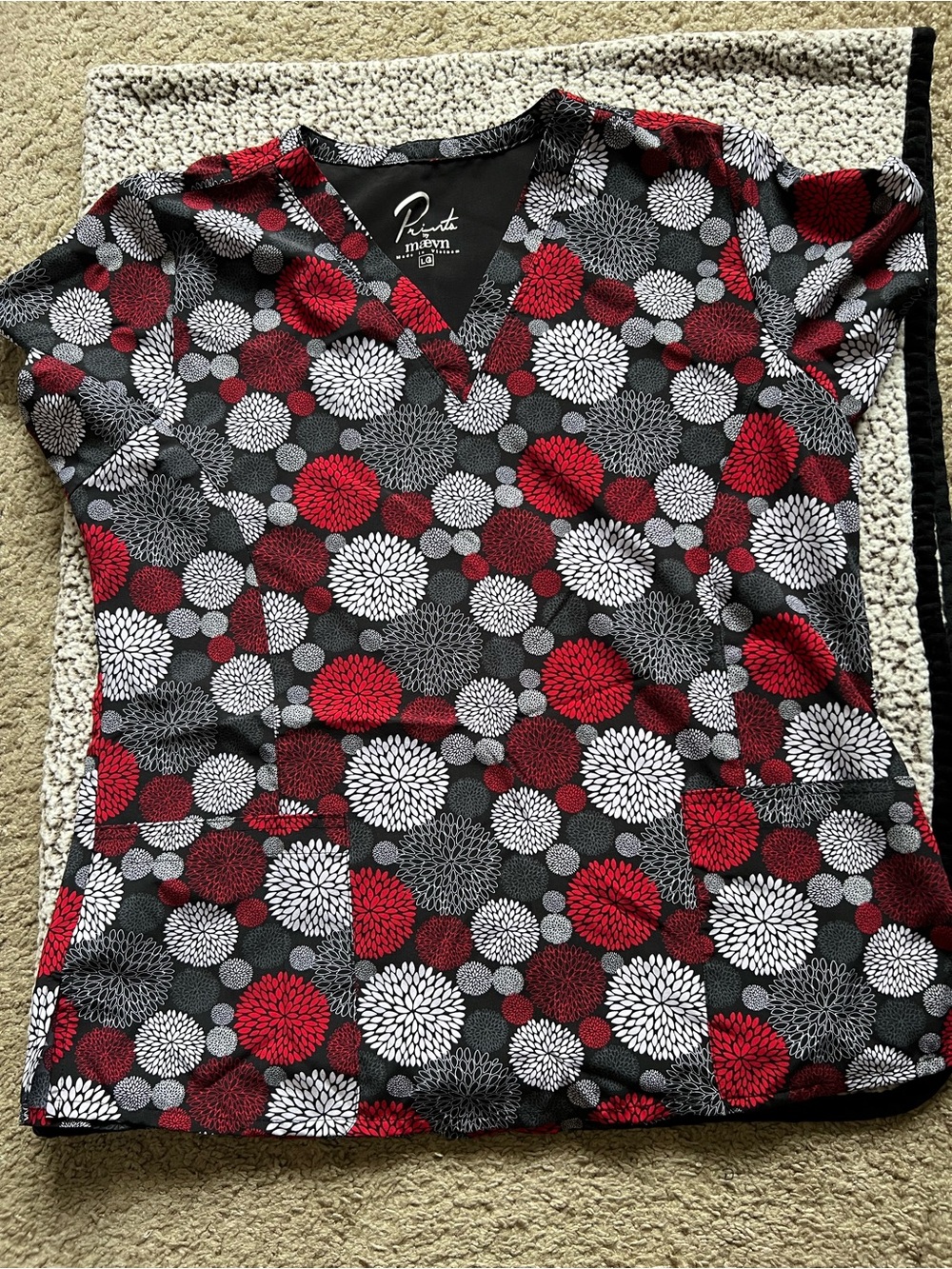 Printemps by Maevn Women’s V-Neck Black Red Floral Tunic Scrub Top